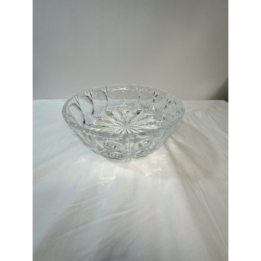 Beyer Bleikristall 24% Lead Crystal 8 1/4”Round‎ Clear Bowl
